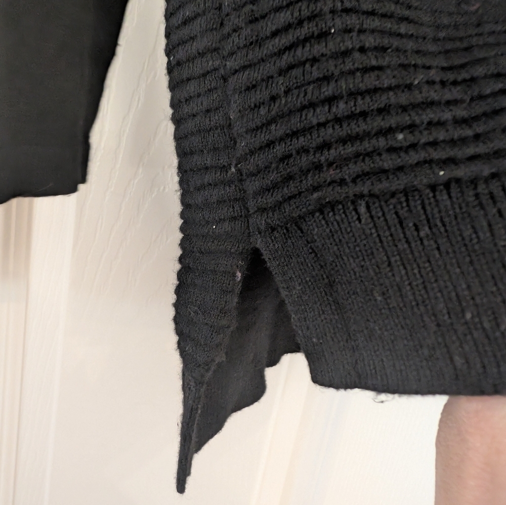 TALBOTS Ribbed Crewneck Sweater - Picture 4 of 6